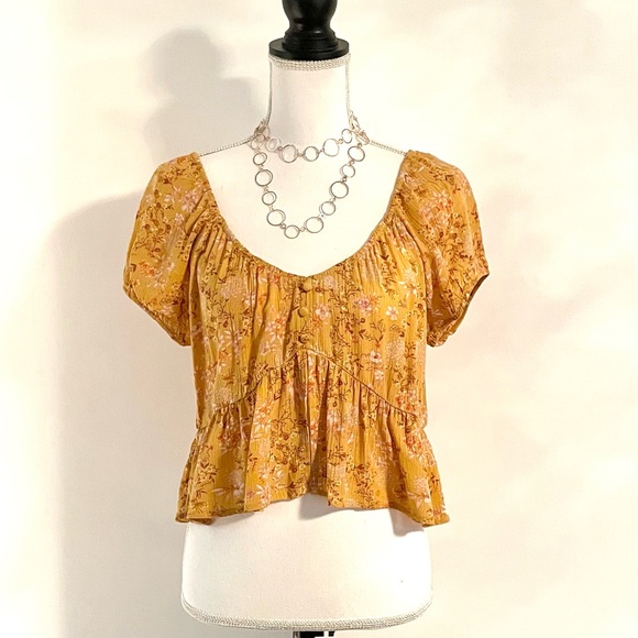 NWT Pink Rose Floral Smocked Short Sleeve Blouse - Picture 4 of 8